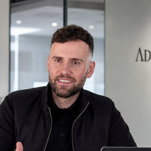 Sören Zuischko, Gründer AdZurro